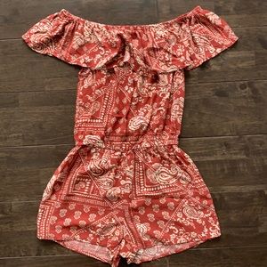 Off shoulder romper